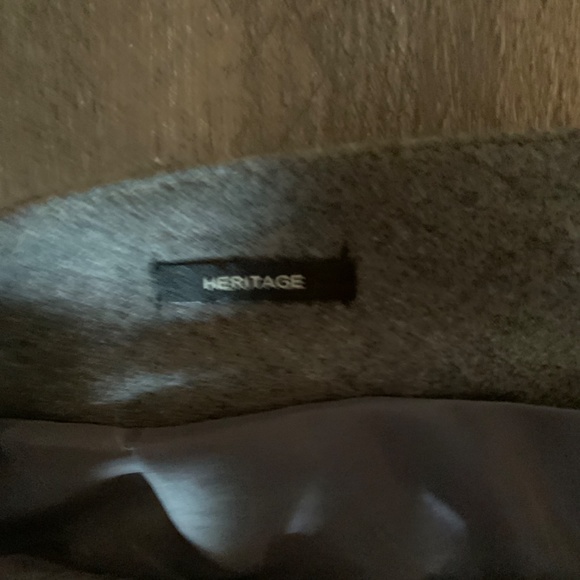 Talbots petites Heritage wool and spandex trousers. - Picture 3 of 5